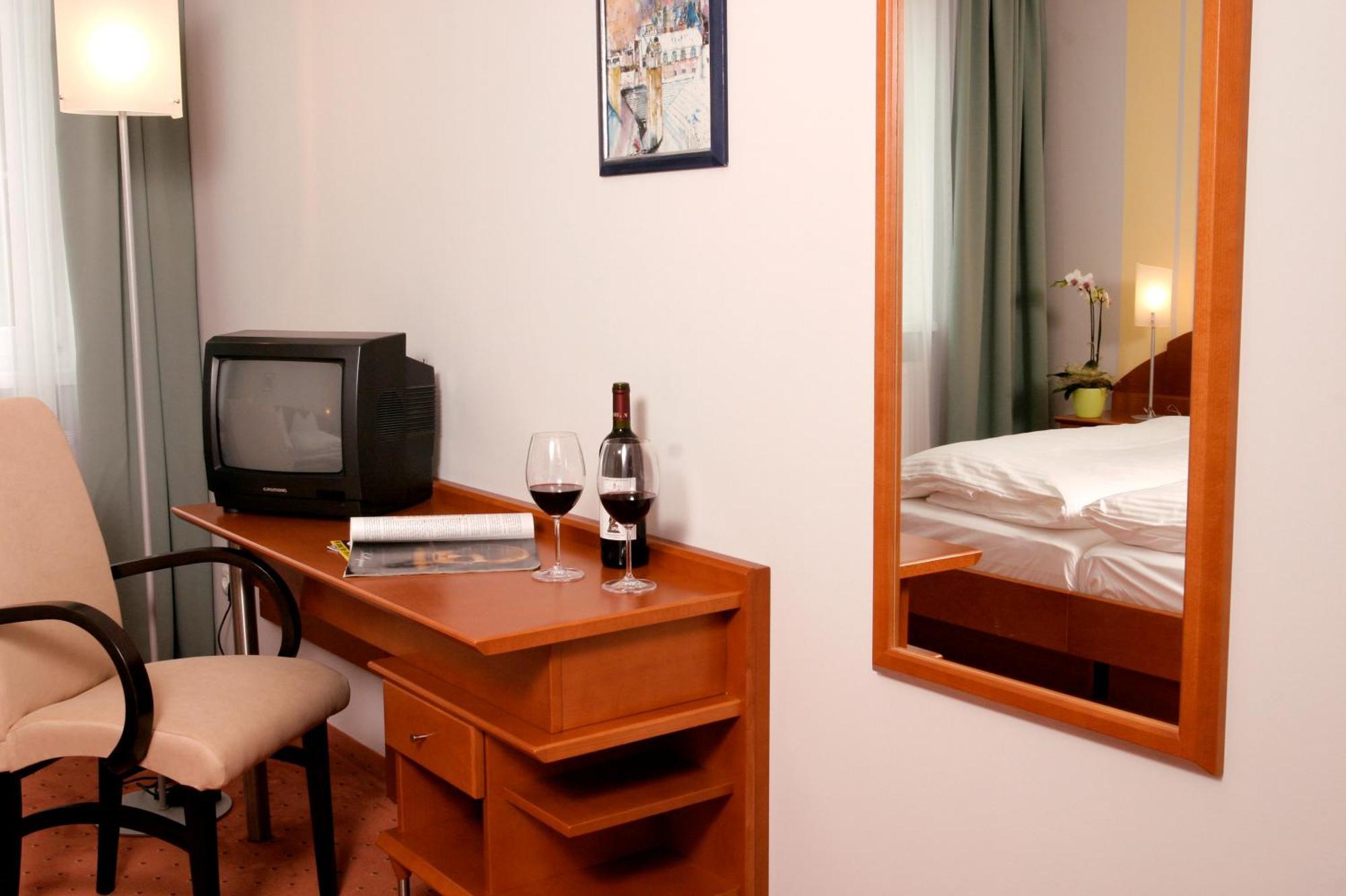 Markt Sankt Florian Hotel Florianerhof מראה חיצוני תמונה